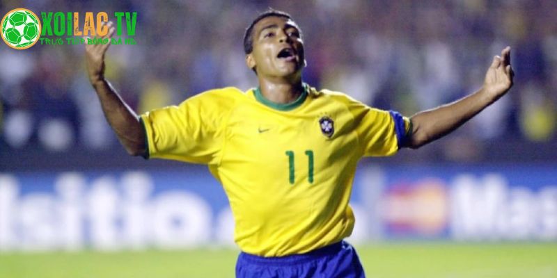 Romario năm 36 tuổi ghi bàn hủy diệt Romario năm 36 tuổi ghi bàn hủy diệt